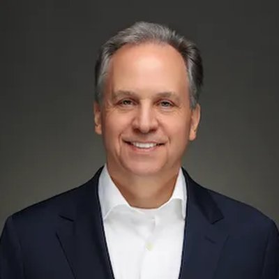 Stephen Straus